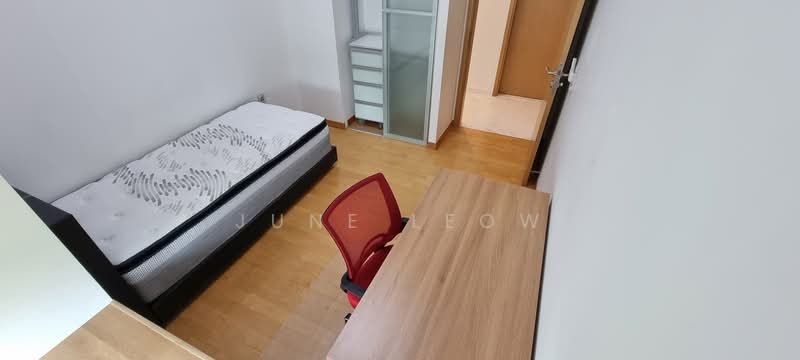 One Devonshire, 1 Devonshire Road, 3 Bedrooms, 1,330 sqft, Condominium For Sale, by June Leow, 500149059 - Bedroom - PropertyGuru.com.sg