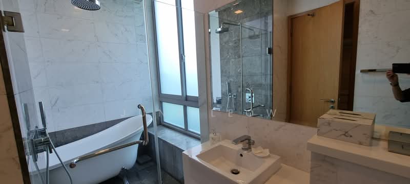 One Devonshire, 1 Devonshire Road, 3 Bedrooms, 1,330 sqft, Condominium For Sale, by June Leow, 500149059 - Bathroom - PropertyGuru.com.sg