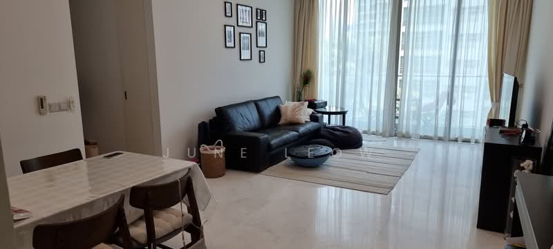 One Devonshire, 1 Devonshire Road, 3 Bedrooms, 1,330 sqft, Condominium For Sale, by June Leow, 500149059 - Living Room - PropertyGuru.com.sg