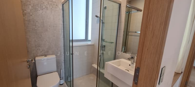 One Devonshire, 1 Devonshire Road, 3 Bedrooms, 1,330 sqft, Condominium For Sale, by June Leow, 500149059 - Bathroom - PropertyGuru.com.sg