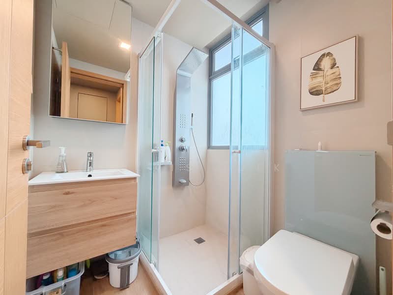 Questa @ Dunman, 543 Dunman Road, 2 Bedrooms, 893 sqft, Condominium For Rent, by Alexis Quek, 500149063 - Bathroom - PropertyGuru.com.sg