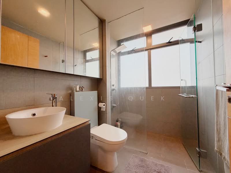 Questa @ Dunman, 543 Dunman Road, 2 Bedrooms, 893 sqft, Condominium For Rent, by Alexis Quek, 500149063 - Bathroom - PropertyGuru.com.sg