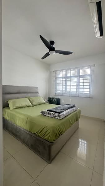 672D Edgefield Plains, 672D Edgefield Plains, 3 Bedrooms, 968 sqft, HDB Flat For Sale, by Wan Rahmat, 500149066 - Bedroom - PropertyGuru.com.sg