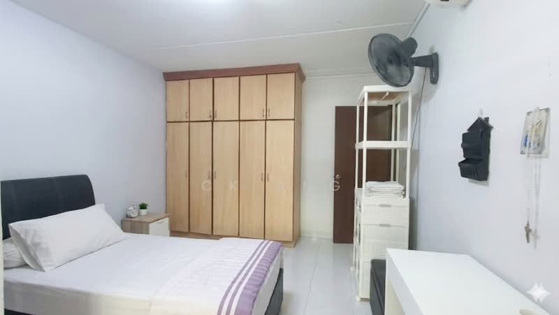 113 Lorong 3 Geylang, 113 Lorong 3 Geylang, 3 Bedrooms, 1,130 sqft, HDB Flat For Sale, by CK Ang, 500149068 - Bedroom - PropertyGuru.com.sg