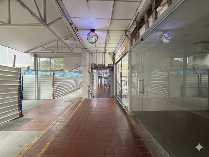 Hougang Street 21, hougang street 21, 330 sqft, Shop / Shophouse For Rent, by Kelly Cheng, 500149077 - Corridor - CommercialGuru.com.sg