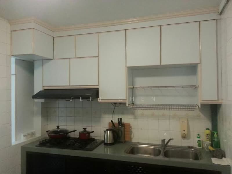 747 Pasir Ris Street 71, 747 Pasir Ris Street 71, 3 Bedrooms, 1,119 sqft, HDB Flat For Sale, by Jeff Chen, 500149079 - Kitchen - PropertyGuru.com.sg
