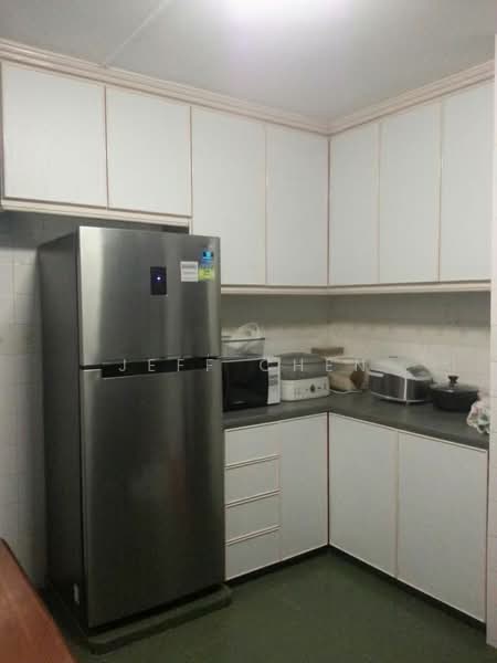 747 Pasir Ris Street 71, 747 Pasir Ris Street 71, 3 Bedrooms, 1,119 sqft, HDB Flat For Sale, by Jeff Chen, 500149079 - Kitchen - PropertyGuru.com.sg