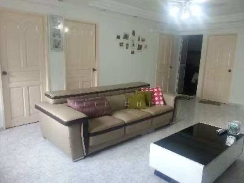 747 Pasir Ris Street 71, 747 Pasir Ris Street 71, 3 Bedrooms, 1,119 sqft, HDB Flat For Sale, by Jeff Chen, 500149079 - Living Room - PropertyGuru.com.sg