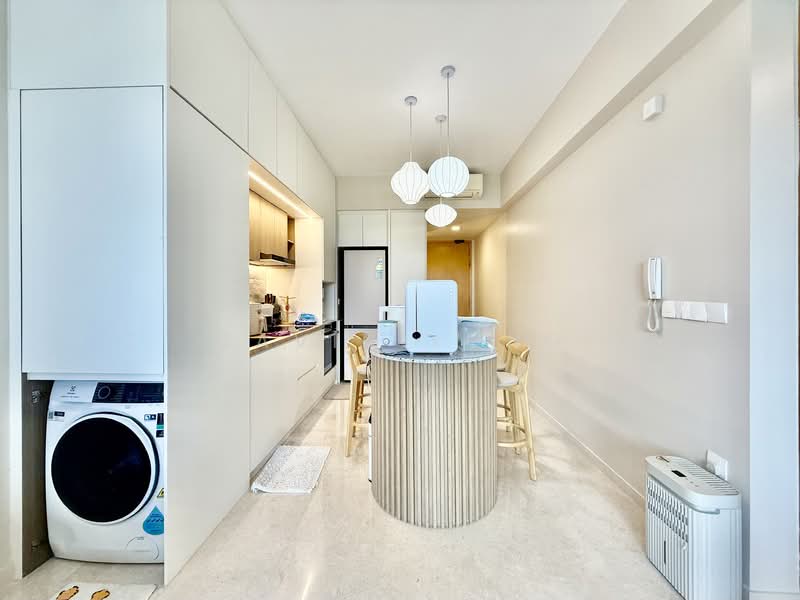 Thomson Three, 41 Bright Hill Drive, 2 Bedrooms, 732 sqft, Condominium For Sale, by Gavin Yong, 500149087 - Kitchen - PropertyGuru.com.sg