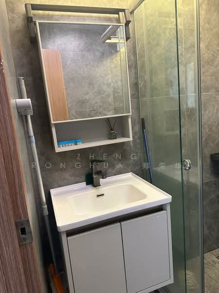 465A Clementi Avenue 1, 465A Clementi Avenue 1, Room Rental, 120 sqft, HDB Flat For Rent, by Zheng Ronghua 郑荣华, 500149089 - Bathroom - PropertyGuru.com.sg