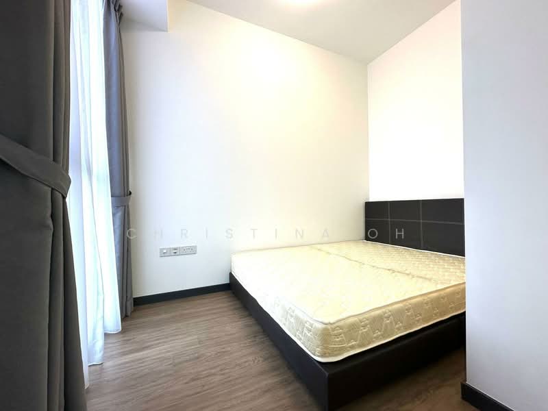 Gem Residences, 1 Lorong 5 Toa Payoh, 2 Bedrooms, 570 sqft, Condominium For Sale, by Christina Oh, 500149094 - Bedroom - PropertyGuru.com.sg
