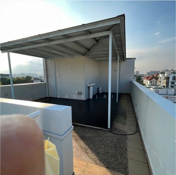 EiS Residences, 4 Haig Avenue, 1 Bedroom, 915 sqft, Condominium For Sale, by Jane Lai, 500149096 - Roof - PropertyGuru.com.sg