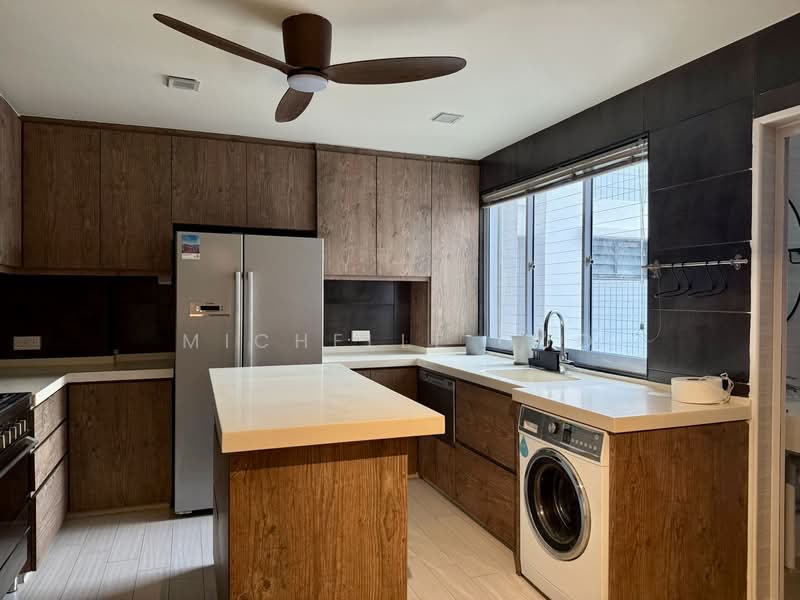 565 Pasir Ris Street 51, 565 Pasir Ris Street 51, 3 Bedrooms, 1,119 sqft, HDB Flat For Sale, by Michelle Guo, 500149108 - Kitchen - PropertyGuru.com.sg