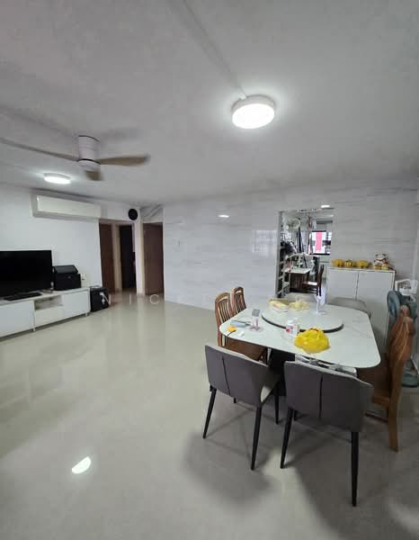 617 Hougang Avenue 8, 617 Hougang Avenue 8, 3 Bedrooms, 1,119 sqft, HDB Flat For Rent, by Nickei Ng, 500149111 - PropertyGuru.com.sg