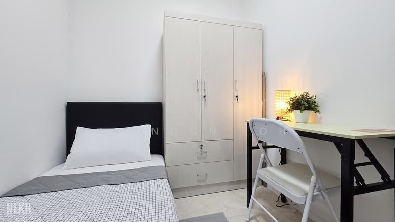 Lakeholmz, 82 Corporation Road, Room Rental, 150 sqft, Condominium For Rent, by Brandon Loh, 500149139 - Bedroom - PropertyGuru.com.sg