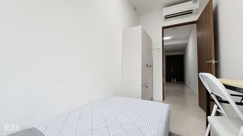 Lakeholmz, 82 Corporation Road, Room Rental, 150 sqft, Condominium For Rent, by Brandon Loh, 500149139 - Corridor - PropertyGuru.com.sg