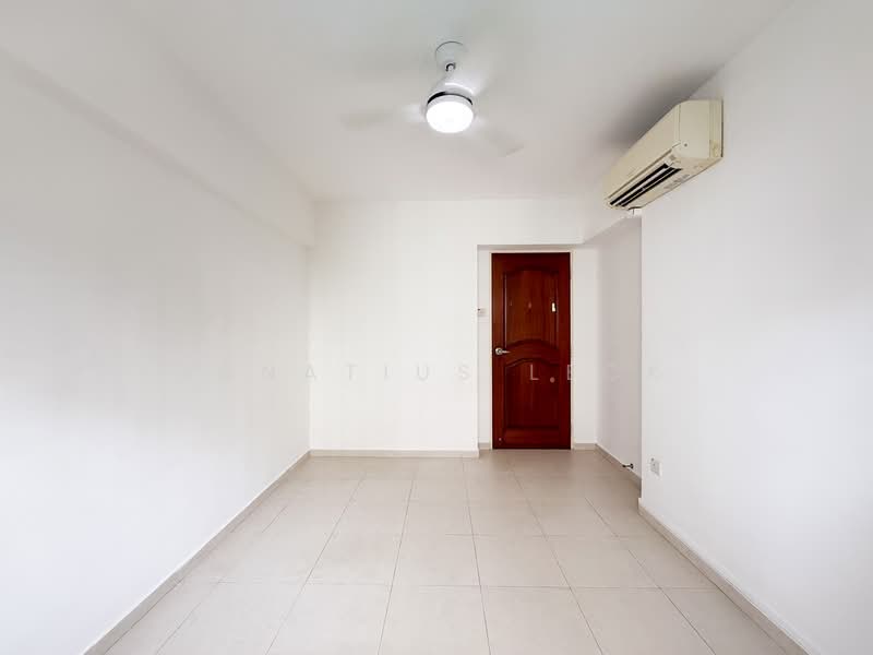 175A Punggol Field, 175A Punggol Field, 3 Bedrooms, 968 sqft, HDB Flat For Sale, by Ignatius Leck, 500149150 - Common bedroom 2 - PropertyGuru.com.sg