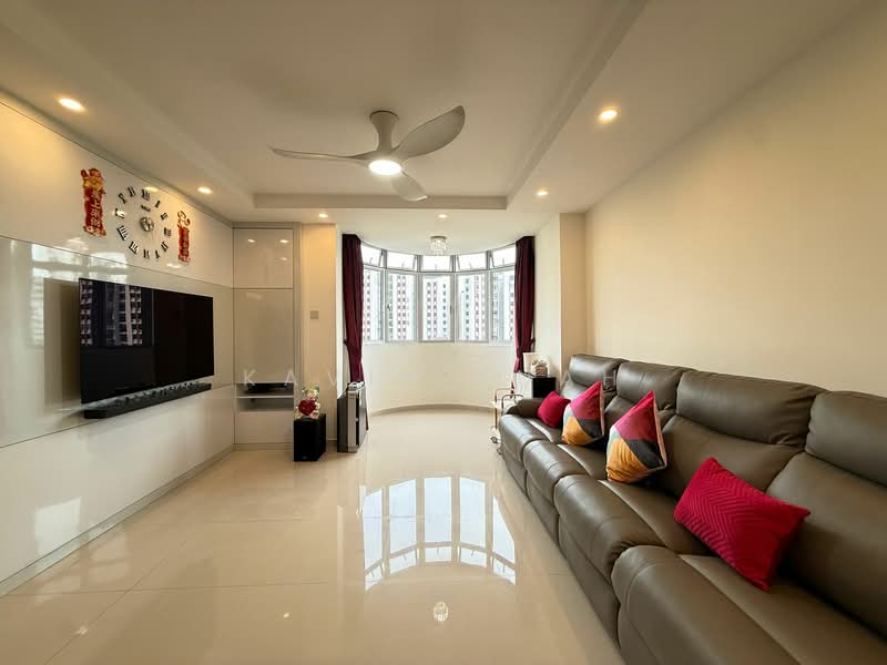356C Admiralty Drive, 356C Admiralty Drive, 3 Bedrooms, 1,410 sqft, HDB Flat For Sale, by Kavin Kuah, 500149167 - Living Room - PropertyGuru.com.sg