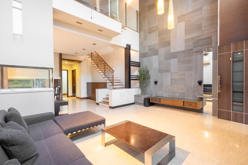 Freehold Corner Terrace Wide Frontage Springside, Springside Walk | Springside Ave | Springside Green, 5 Bedrooms, 2,491 sqft, Corner Terrace For Sale, by Sharon Jany, 500149168 - Living Room - PropertyGuru.com.sg