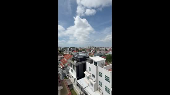 D'Zire, 12 Robey Crescent, 2 Bedrooms, 1,249 sqft, Condominium For Sale, by Huile Wang, 500149170 - PropertyGuru.com.sg