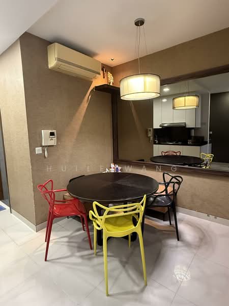 D'Zire, 12 Robey Crescent, 2 Bedrooms, 1,249 sqft, Condominium For Sale, by Huile Wang, 500149170 - Dining Room - PropertyGuru.com.sg