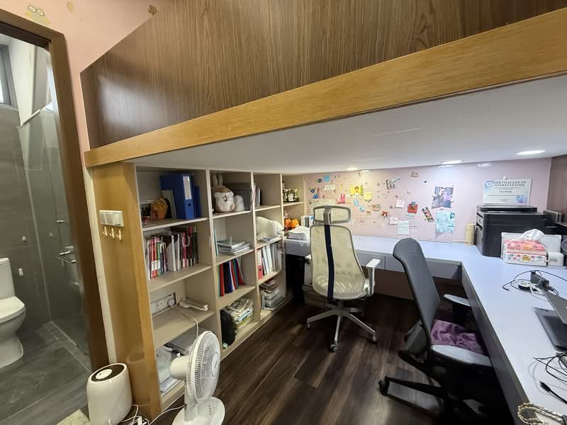 D'Zire, 12 Robey Crescent, 2 Bedrooms, 1,249 sqft, Condominium For Sale, by Huile Wang, 500149170 - Study - PropertyGuru.com.sg