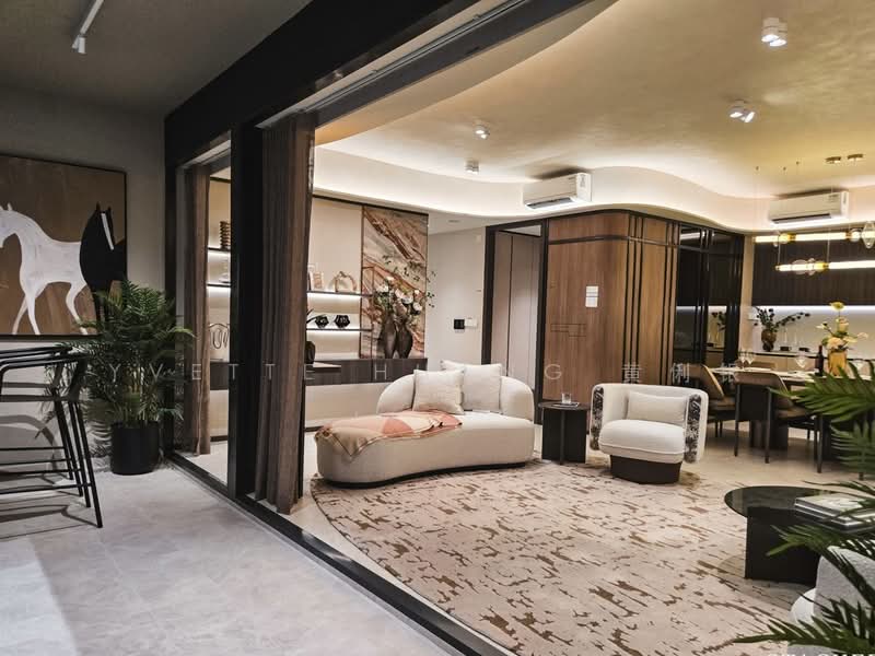 Hudson Place Residences, , 4 Bedrooms, 1,152 sqft, Condominium For Sale, by Yvette Huang 黄俐银, 500149173 - Living Room - PropertyGuru.com.sg