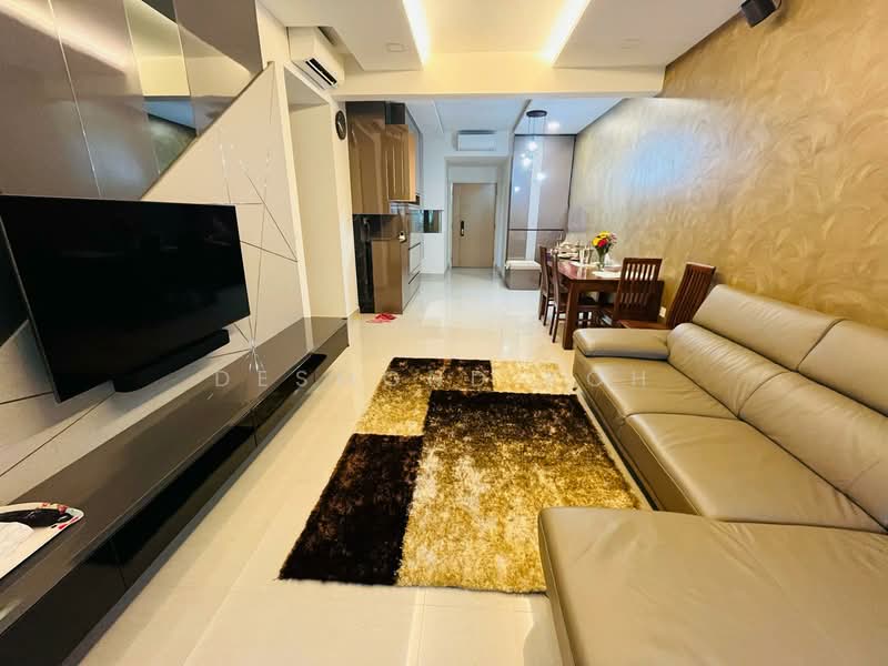 Rosewood Suites, 65 Rosewood Drive, 3 Bedrooms, 1,259 sqft, Condominium For Sale, by Desmond Koh, 500149180 - Living Room - PropertyGuru.com.sg