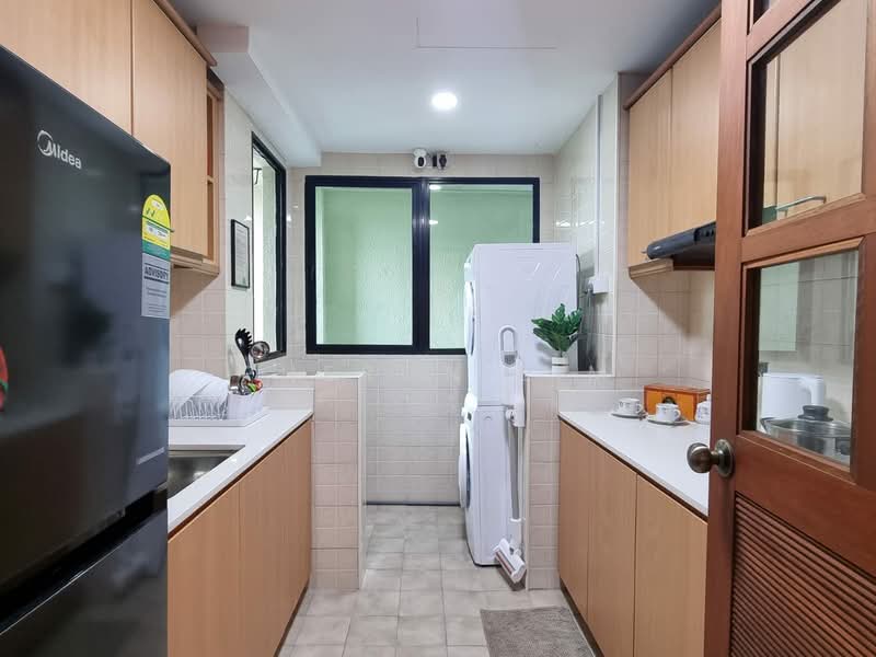 Simei Green Condominium, 1 Simei Street 4, Room Rental, 120 sqft, Condominium For Rent, by Pheron Lim, 500149203 - Kitchen - PropertyGuru.com.sg