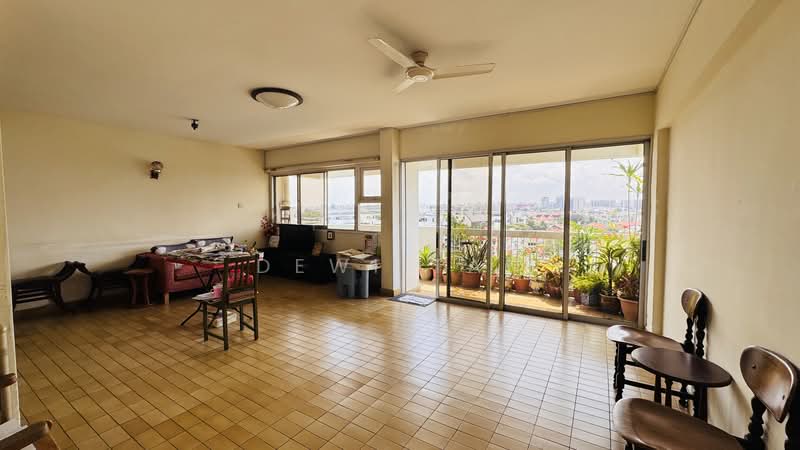 Lagoon View, 5000J Marine Parade Road, 3 Bedrooms, 1,647 sqft, Apartment For Sale, by Dewi Tan, 500149208 - Living Room - PropertyGuru.com.sg