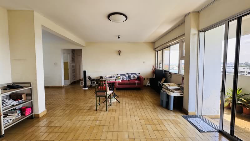 Lagoon View, 5000J Marine Parade Road, 3 Bedrooms, 1,647 sqft, Apartment For Sale, by Dewi Tan, 500149208 - Living Room - PropertyGuru.com.sg