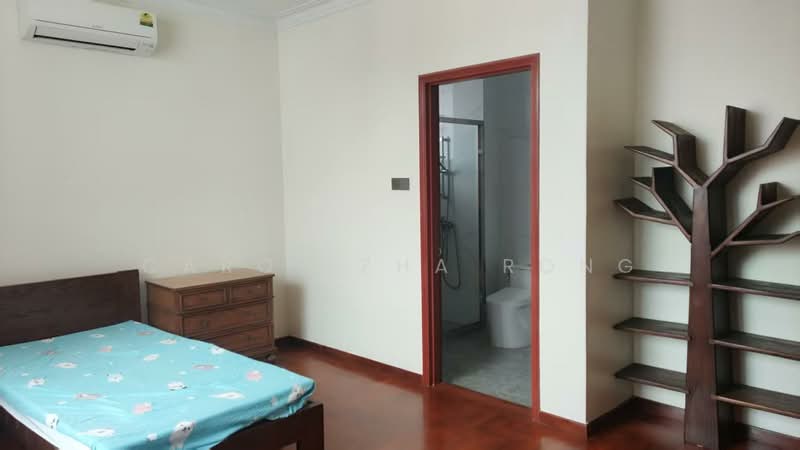 Toh Estate, , 6 Bedrooms, 6,000 sqft, Bungalow House For Rent, by Carol Zha Rong, 500149209 - Master room 2 - PropertyGuru.com.sg