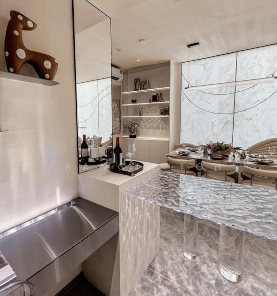 Lyndenwoods, 69 Science Park Drive, 2 Bedrooms, 893 sqft, Condominium For Sale, by Francis Loh, 500149210 - Dining Room - PropertyGuru.com.sg