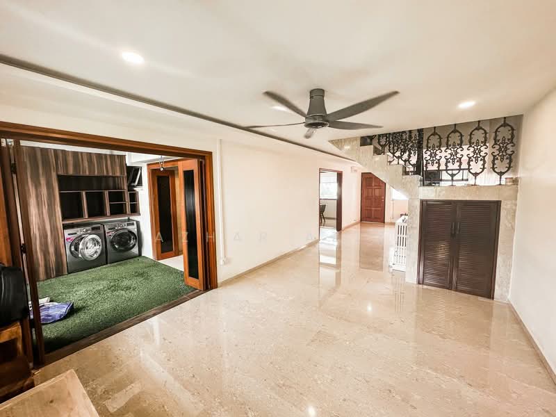 413 Pasir Ris Drive 6, 413 Pasir Ris Drive 6, 3 Bedrooms, 1,593 sqft, HDB Flat For Sale, by Azhar Aziz, 500149214 - Living Room - PropertyGuru.com.sg