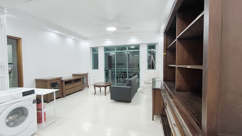 Changi Court, 708 Upper Changi Road East, 1 Bedroom, 500 sqft, Condominium For Rent, by Ken Tay, 500149218 - Living Room - PropertyGuru.com.sg