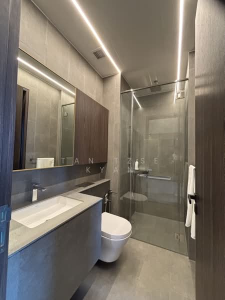 Midtown Modern, 16 Tan Quee Lan Street, 2 Bedrooms, 721 sqft, Condominium For Rent, by Tan Tzse Kyan, 500149220 - Bathroom - PropertyGuru.com.sg
