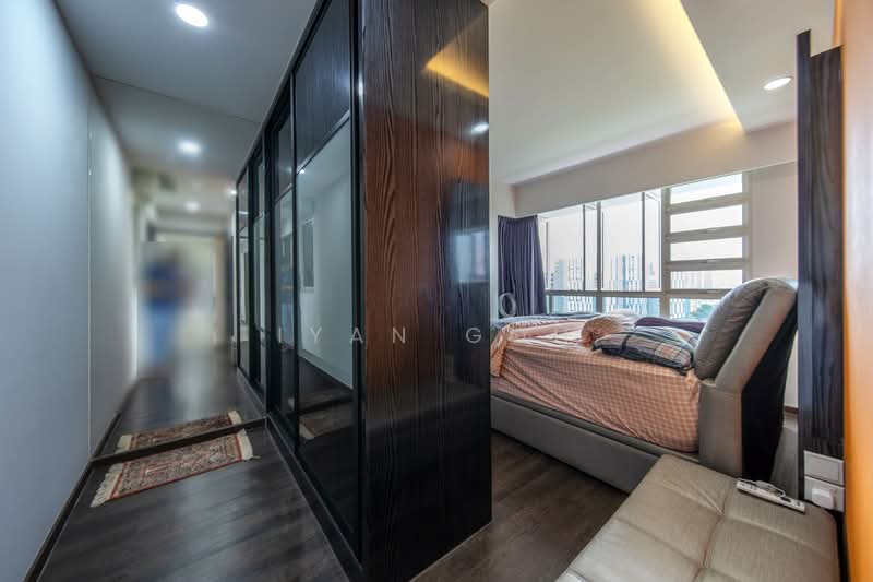 296C Bukit Batok Street 22, 296C Bukit Batok Street 22, 3 Bedrooms, 1,205 sqft, HDB Flat For Sale, by Iyan Goh, 500149221 - Master Bedroom - PropertyGuru.com.sg