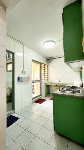 604 Woodlands Drive 42, 604 Woodlands Drive 42, 3 Bedrooms, 1,015 sqft, HDB Flat For Rent, by Joseph Tan, 500149228 - Kitchen - PropertyGuru.com.sg
