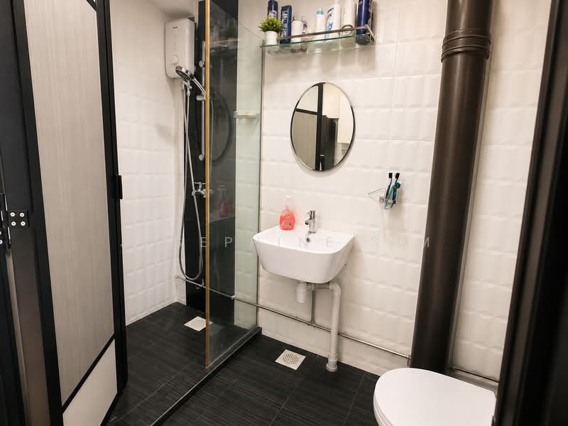 303B Anchorvale Link, 303B Anchorvale Link, 3 Bedrooms, 85 sqft, HDB Flat For Sale, by Josephine Sim, 500149229 - Bathroom - PropertyGuru.com.sg