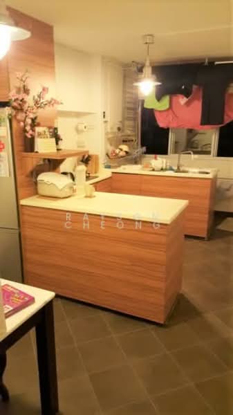 113 Hougang Avenue 1, 113 Hougang Avenue 1, 2 Bedrooms, 710 sqft, HDB Flat For Sale, by Rayson Cheong, 500149233 - Kitchen - PropertyGuru.com.sg