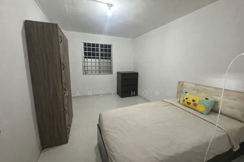 360 Bukit Batok Street 31, 360 Bukit Batok Street 31, 2 Bedrooms, 731 sqft, HDB Flat For Sale, by Sandy Hong, 500149250 - Bedroom - PropertyGuru.com.sg