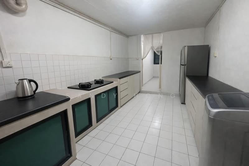 360 Bukit Batok Street 31, 360 Bukit Batok Street 31, 2 Bedrooms, 731 sqft, HDB Flat For Sale, by Sandy Hong, 500149250 - Kitchen - PropertyGuru.com.sg