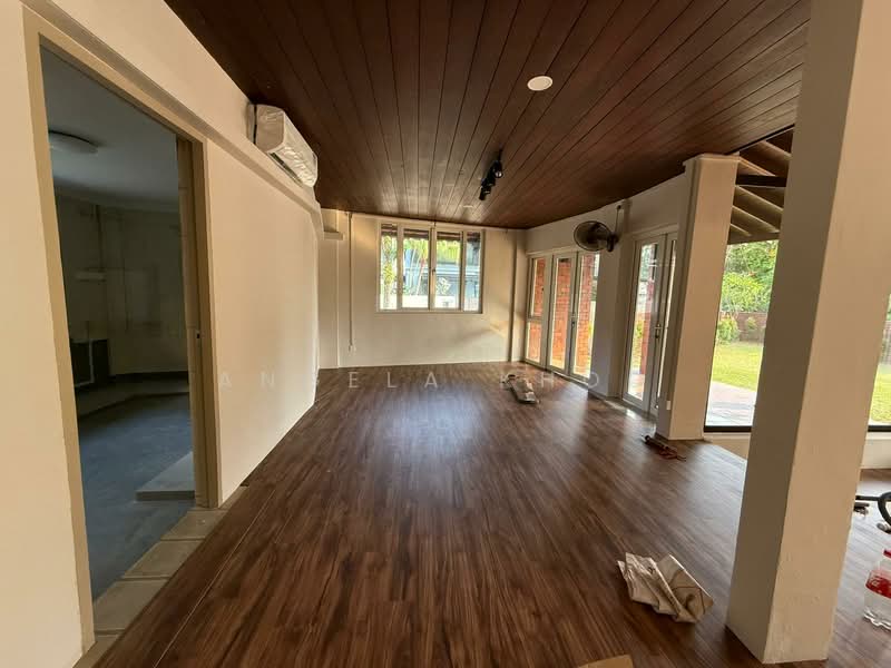 Jalan seni, , 5 Bedrooms, 4,000 sqft, Semi-Detached House For Rent, by Angela Khoo, 500149253 - PropertyGuru.com.sg