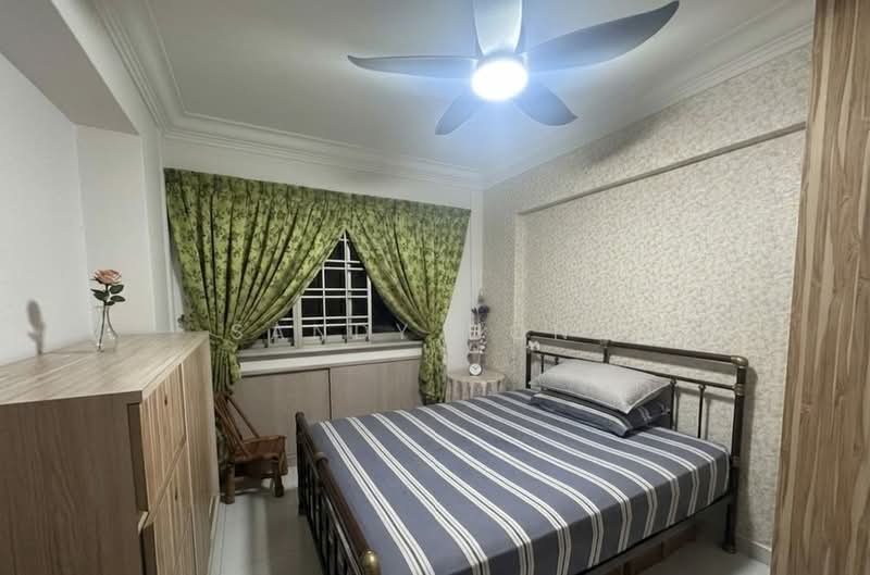703 Jurong West Street 71, 703 Jurong West Street 71, 4 Bedrooms, 1,356 sqft, HDB Flat For Sale, by Sandy Hong, 500149266 - Bedroom - PropertyGuru.com.sg