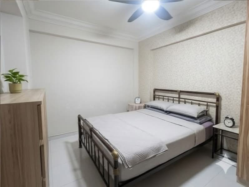 703 Jurong West Street 71, 703 Jurong West Street 71, 4 Bedrooms, 1,356 sqft, HDB Flat For Sale, by Sandy Hong, 500149266 - Bedroom - PropertyGuru.com.sg