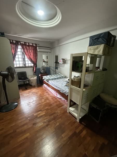 108 Woodlands Street 13, 108 Woodlands Street 13, 4 Bedrooms, 980 sqft, HDB Flat For Sale, by Syafa J, 500149271 - Bedroom - PropertyGuru.com.sg