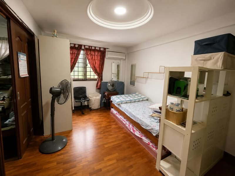 108 Woodlands Street 13, 108 Woodlands Street 13, 4 Bedrooms, 980 sqft, HDB Flat For Sale, by Syafa J, 500149271 - Bedroom - PropertyGuru.com.sg