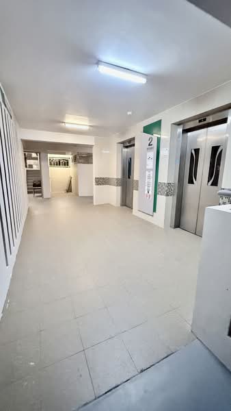 805B Keat Hong Close, 805B Keat Hong Close, 3 Bedrooms, 1,001 sqft, HDB Flat For Sale, by Calin Chong 张雪冰, 500149277 - Lobby - PropertyGuru.com.sg