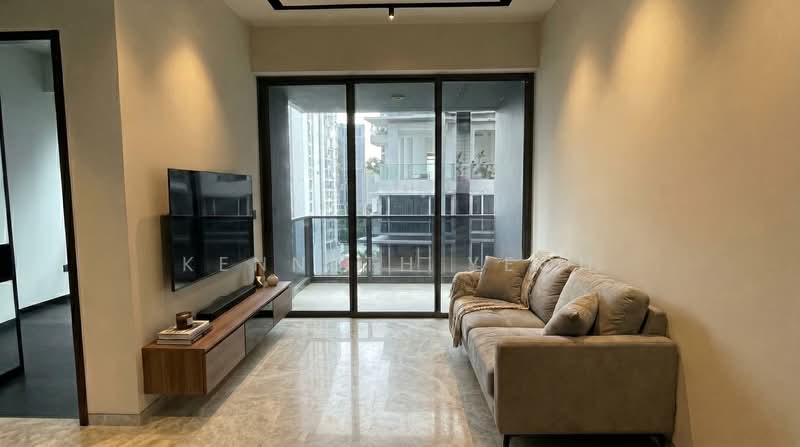 3 Cuscaden, 3 Cuscaden Walk, 2 Bedrooms, 732 sqft, Condominium For Sale, by Kenneth Yeoh, 500149297 - Living Room - PropertyGuru.com.sg
