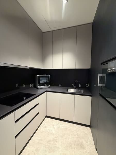 3 Cuscaden, 3 Cuscaden Walk, 2 Bedrooms, 732 sqft, Condominium For Sale, by Kenneth Yeoh, 500149297 - Kitchen - PropertyGuru.com.sg